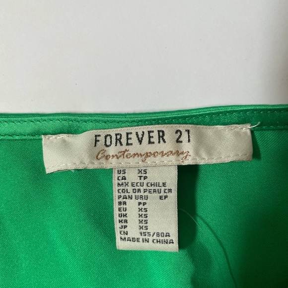 Green Silk Tank Top with lace - Picture 4 of 4